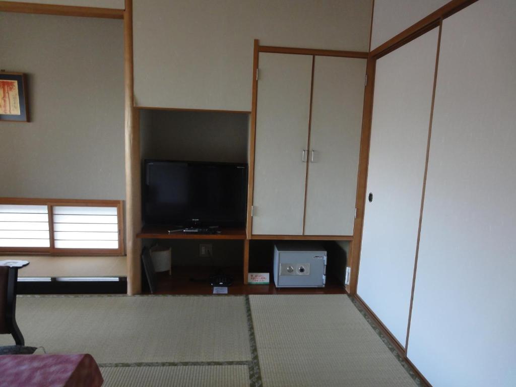 Jukeiso Hotel Hatsukaichi Ruang foto