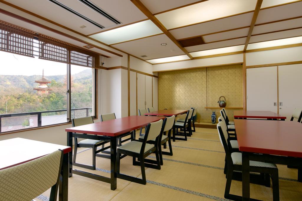 Jukeiso Hotel Hatsukaichi Bagian luar foto